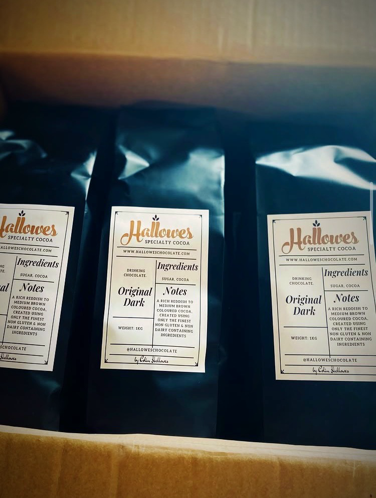1kg Horse and Harpy drinking chocolate powder in a resealable bag, ideal for making rich hot chocolate drinks.